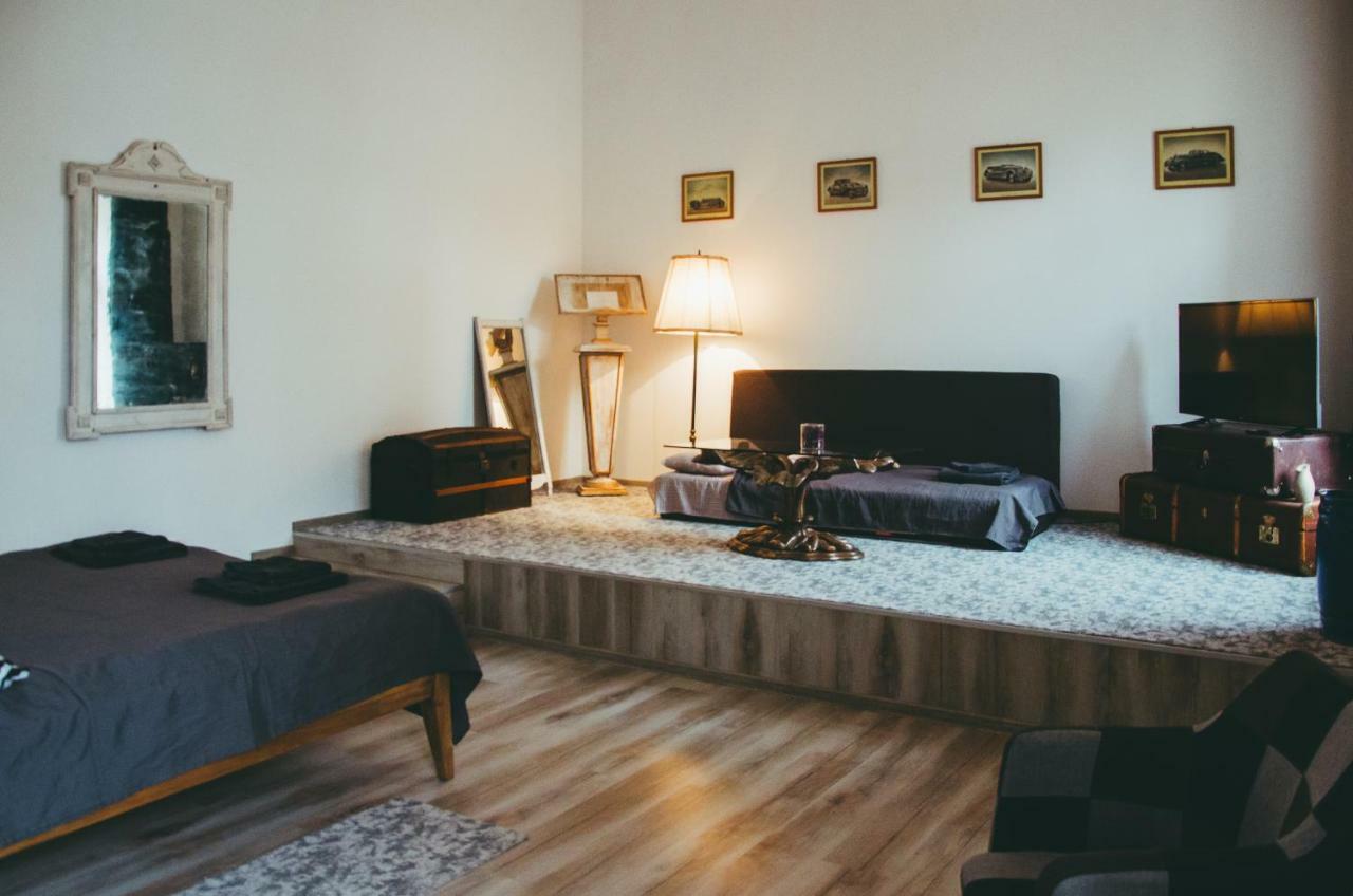 Mansion Josephina Leilighet Cluj-Napoca Eksteriør bilde